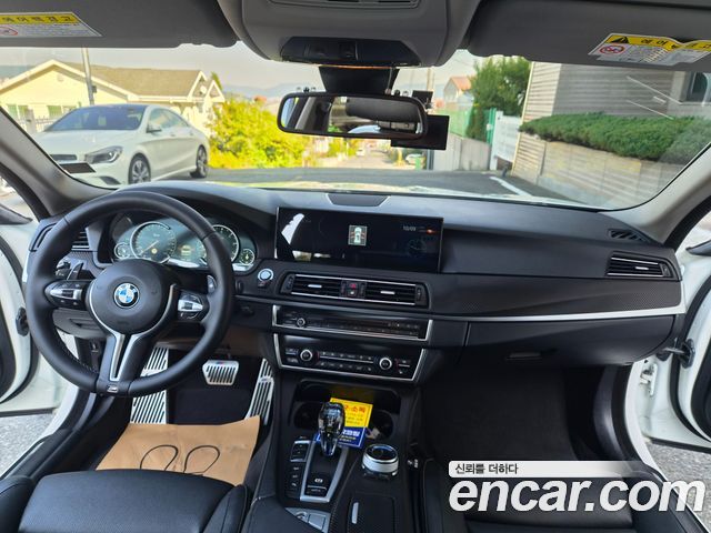 BMW 5-Series 2015 — photo 5