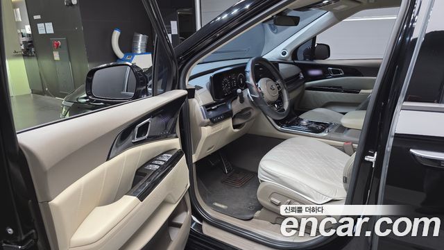 Kia Canival 2021 — photo 13