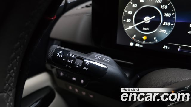 Kia Canival 2021 — photo 26