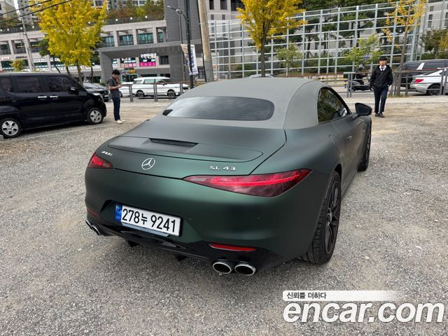 Mercedes-Benz SL-Class 2025 — photo 3