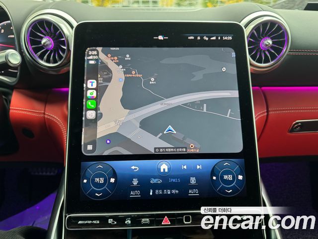 Mercedes-Benz SL-Class 2025 — photo 9