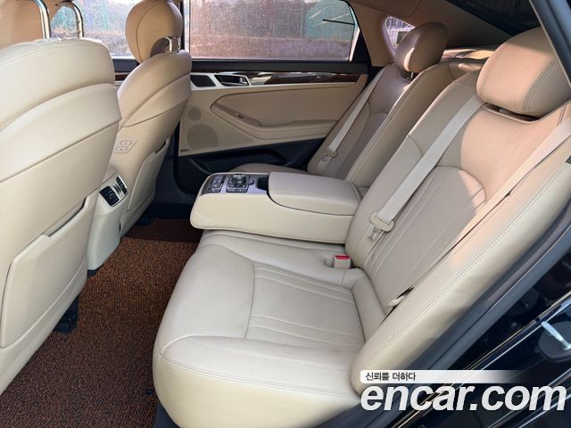 Hyundai Genesis 2015 — photo 10