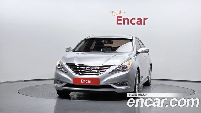 Hyundai Sonata 2010 — photo 3