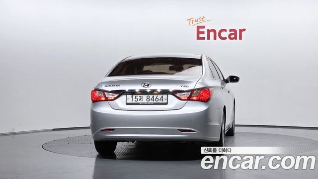 Hyundai Sonata 2010 — photo 4
