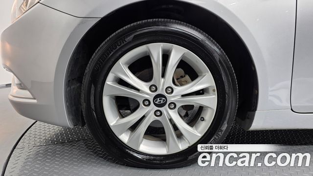 Hyundai Sonata 2010 — photo 5