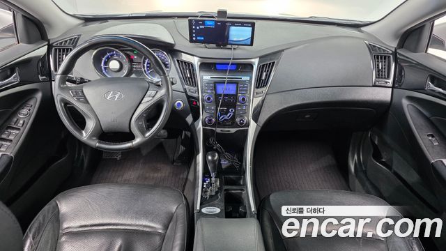 Hyundai Sonata 2010 — photo 7