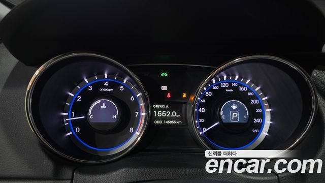 Hyundai Sonata 2010 — photo 8