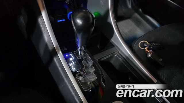 Hyundai Sonata 2010 — photo 9