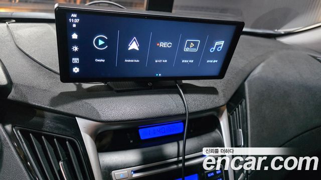 Hyundai Sonata 2010 — photo 14