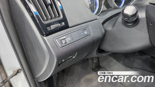Hyundai Sonata 2010 — photo 16