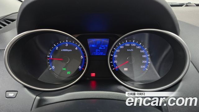 Hyundai Tucson 2010 — photo 8