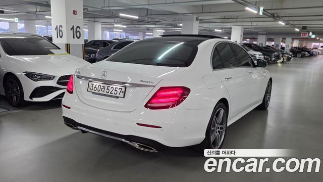 Mercedes-Benz E-Class 2020 — photo 4