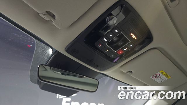 Kia Canival 2023 — photo 27