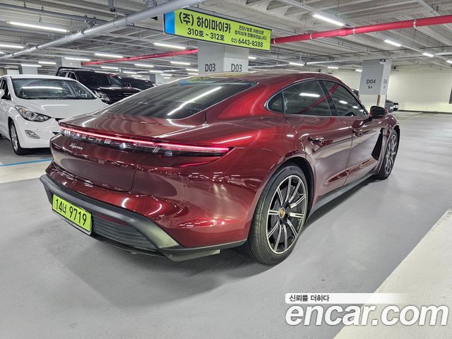 Porsche Taycan 2022 — photo 4