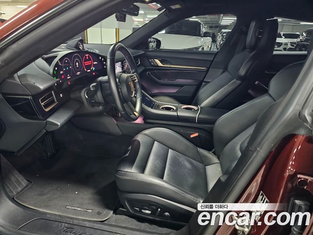 Porsche Taycan 2022 — photo 10