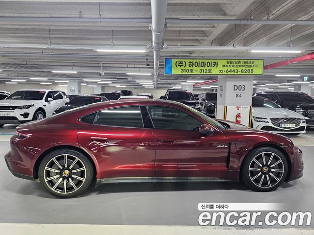 Porsche Taycan 2022 — photo 16