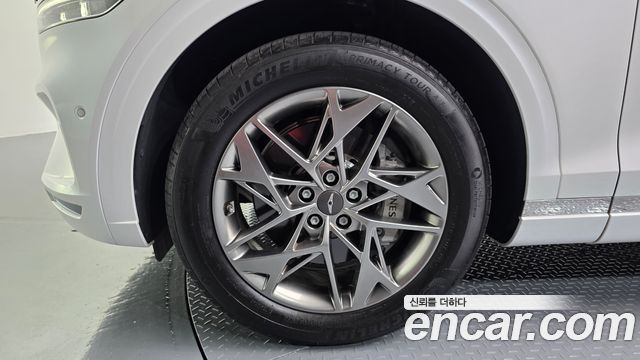 Genesis GV70 2023 — photo 5