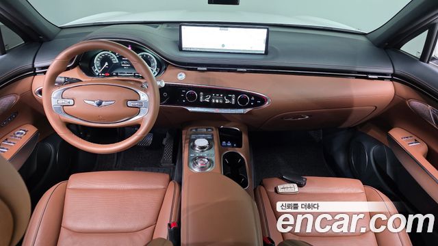 Genesis GV70 2023 — photo 10