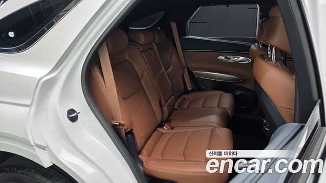 Genesis GV70 2023 — photo 17