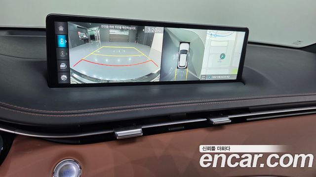 Genesis GV70 2023 — photo 24