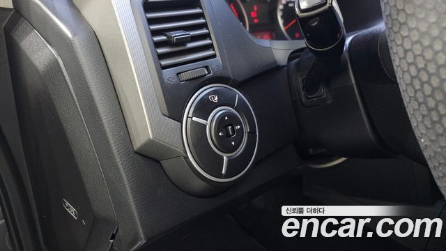 KG Mobility KORANDO 2014 — photo 17
