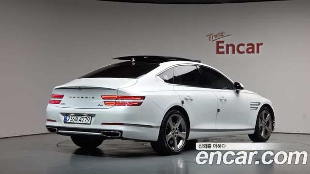 Genesis G80 2022 — photo 2