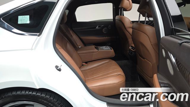 Genesis G80 2022 — photo 17