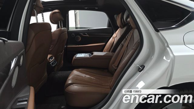 Genesis G80 2022 — photo 18