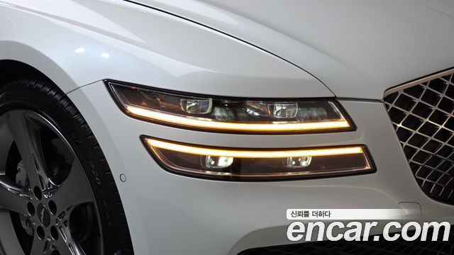 Genesis G80 2022 — photo 8