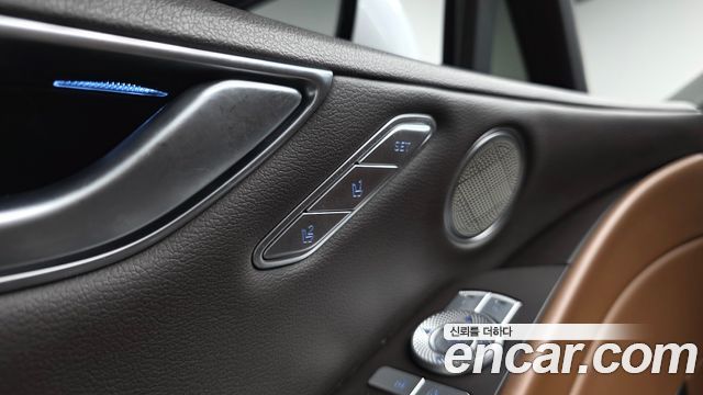 Genesis G80 2022 — photo 27