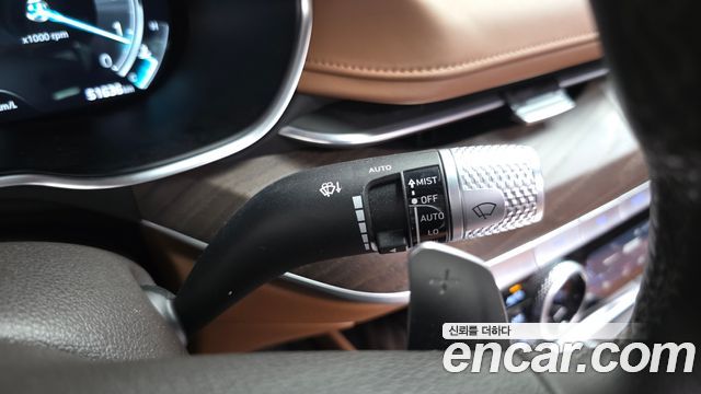 Genesis G80 2022 — photo 37