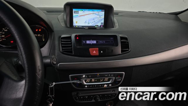 Renault Korea SM3 2010 — photo 14
