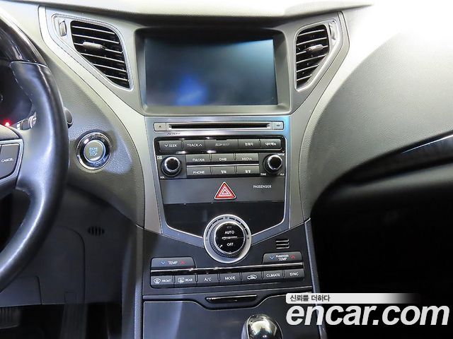 Hyundai Grandeur 2016 — photo 11