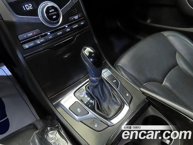 Hyundai Grandeur 2016 — photo 12