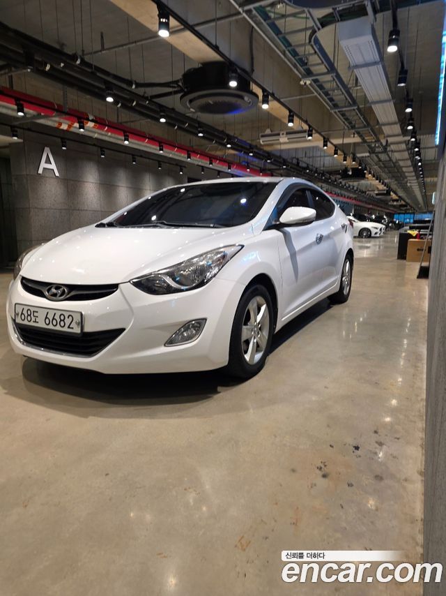 Hyundai AVANTE 2012 — photo 2