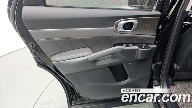 Kia Sorento 2022 — photo 15