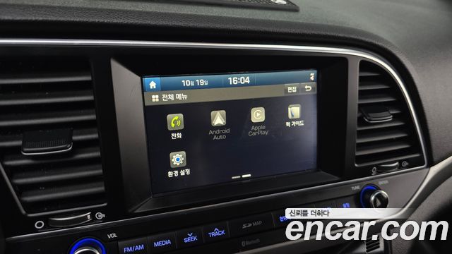 Hyundai AVANTE 2016 — photo 25