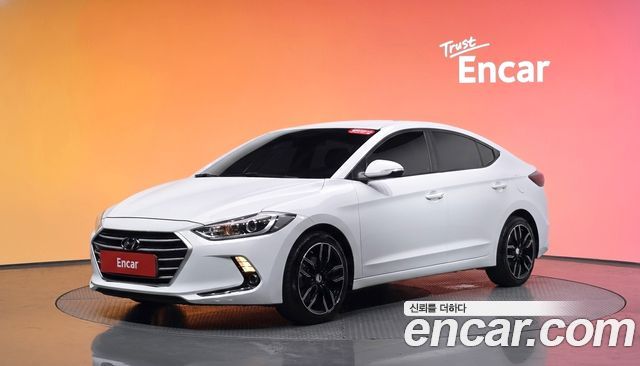 Hyundai AVANTE 2016 — photo 1