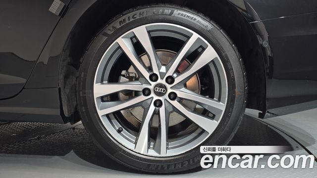 Audi A6 2022 — photo 7