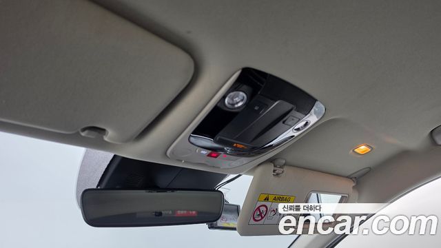 Kia K5 2022 — photo 17