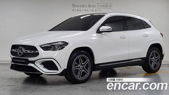 Mercedes-Benz GLA-Class 2026 — photo 1