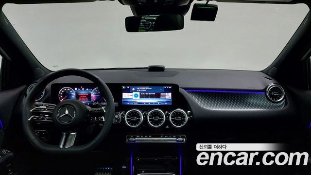 Mercedes-Benz GLA-Class 2026 — photo 7