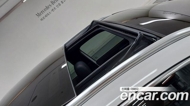 Mercedes-Benz GLA-Class 2026 — photo 12