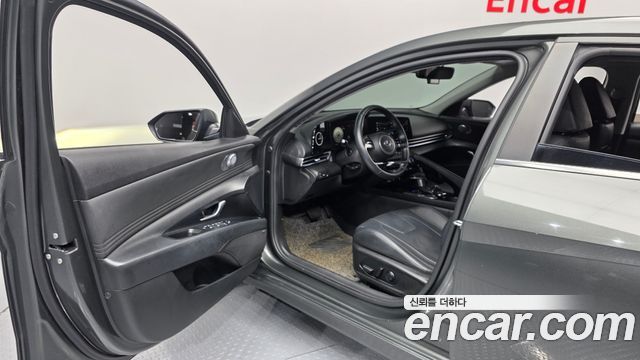 Hyundai AVANTE 2021 — photo 10