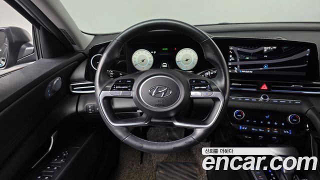 Hyundai AVANTE 2021 — photo 13