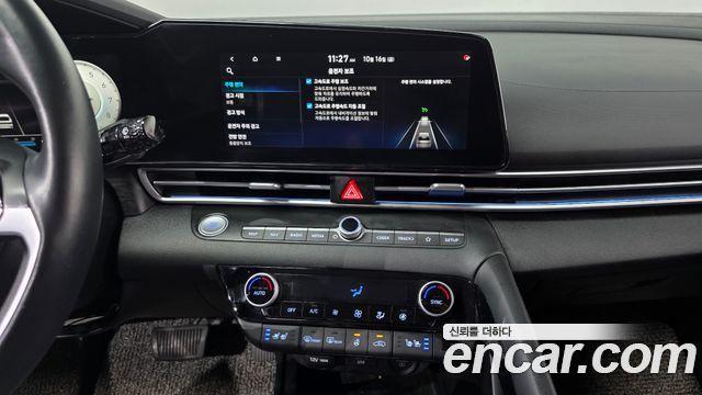 Hyundai AVANTE 2021 — photo 18