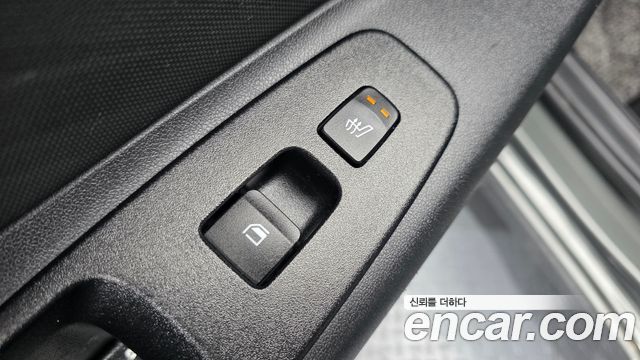 Hyundai AVANTE 2021 — photo 19