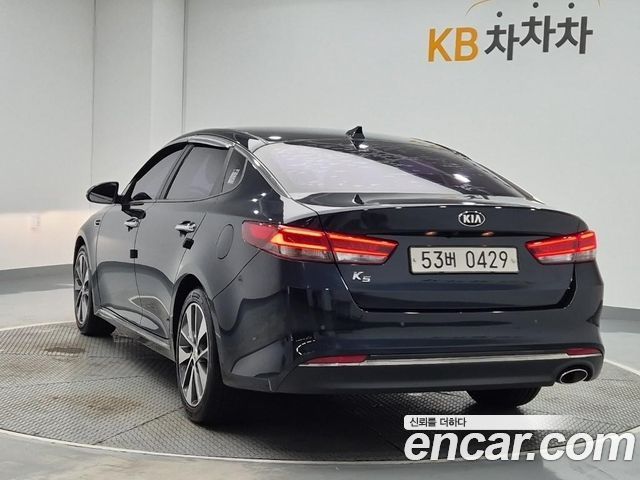 Kia K5 2016 — photo 2