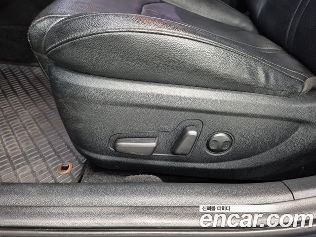 Kia K5 2016 — photo 18