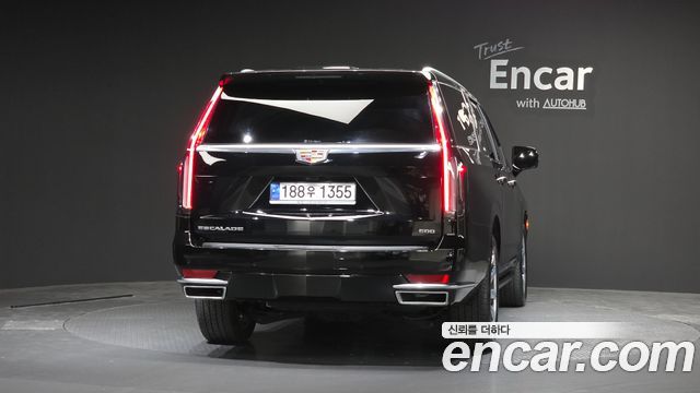 Cadillac Escalade 2024 — photo 4